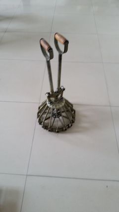 苏州市渭塘容器附件厂 专业提供各类封口盖及封盖机高清细节图鉴